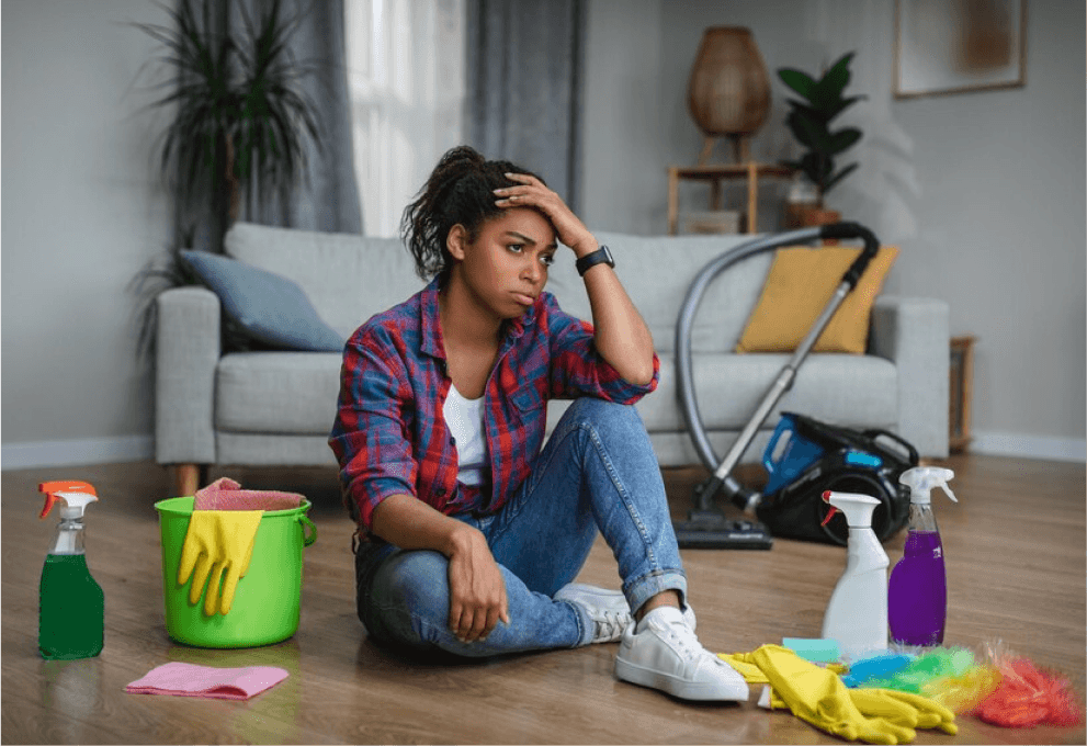 lady-cleaning